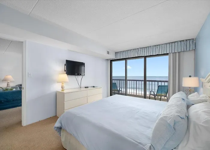 Rainbow - Oceanfront 2 Bedroom With Outdoor Pool Holiday home