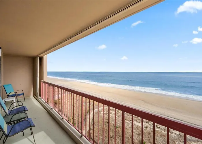 Rainbow - Oceanfront 2 Bedroom With Outdoor Pool Holiday home Ocean City
