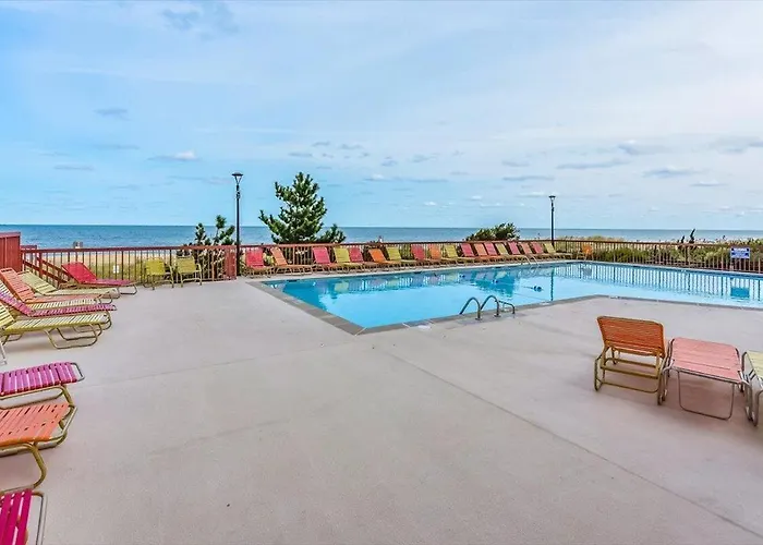 Holiday home Rainbow - Oceanfront 2 Bedroom With Outdoor Pool Ocean City